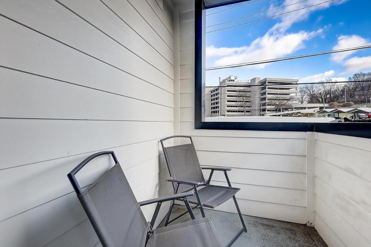 Frontdesk Fairfax Flats West End Нэшвилл Экстерьер фото